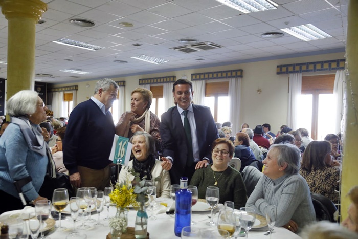 CLAUSURA DE LOS TALLERES DE ENVEJIMIENTO ACTIVO.